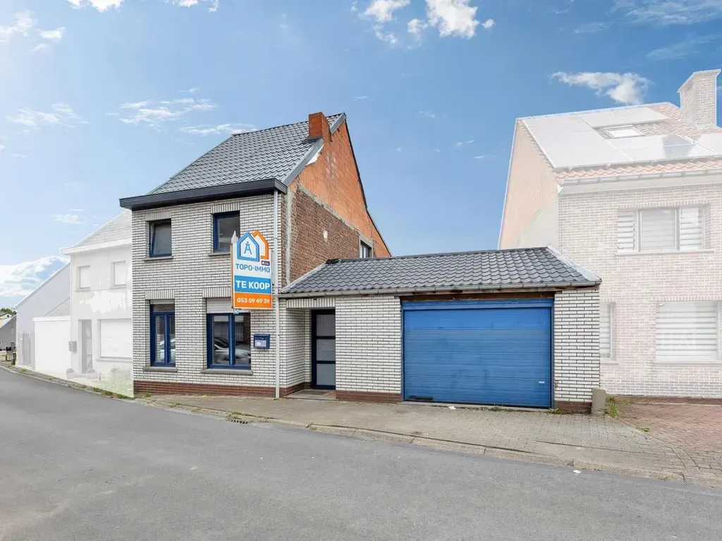Extérieur - Maison à Renover avec Garage à Lede