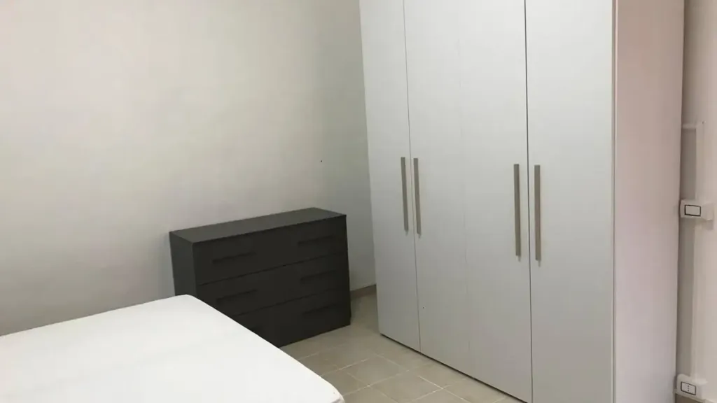 Magamistoad - Two-Bedroom Apartment with Courtyard View in Milan