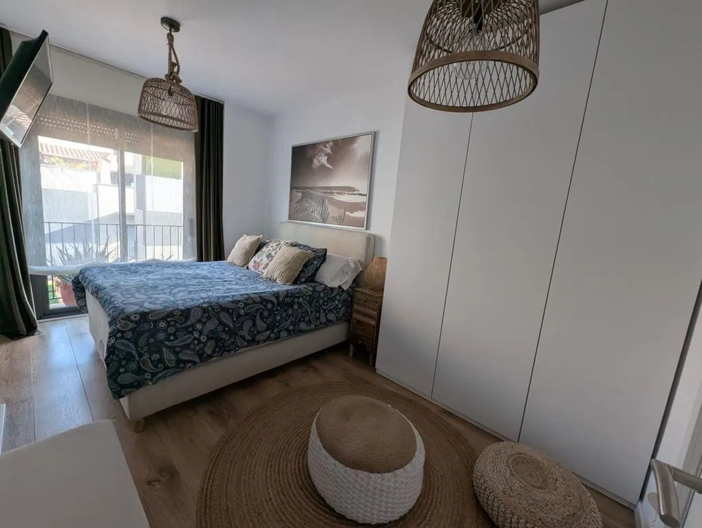 Chambres - Duplex Flat with Jacuzzi Terrace in Badalona