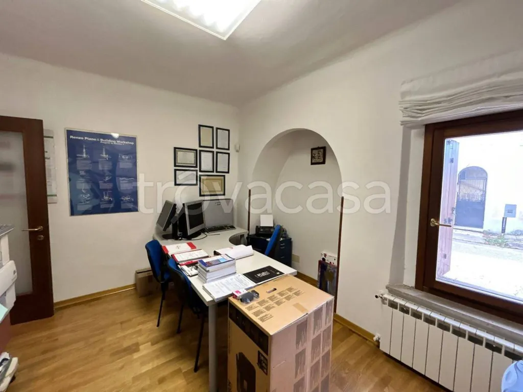 Studio - Converted Office Apartment in Gradisca d'Isonzo