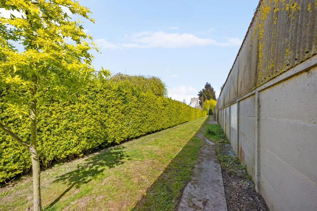 Giardino - Renovated House with Garden in Menen
