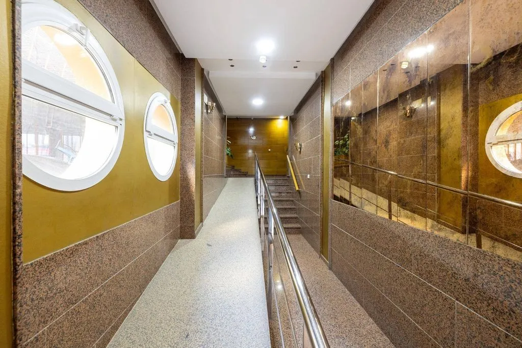 Esik - Luxury Flat with Balcony in Granada