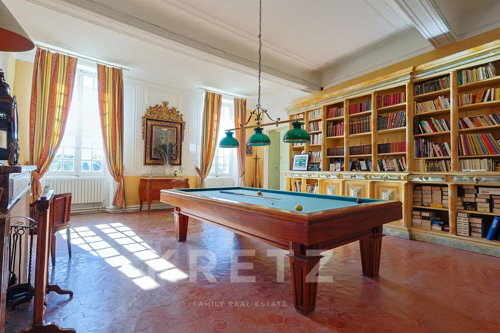 Elutuba - 18th-Century Bastide with Parkland in Aix-en-Provence