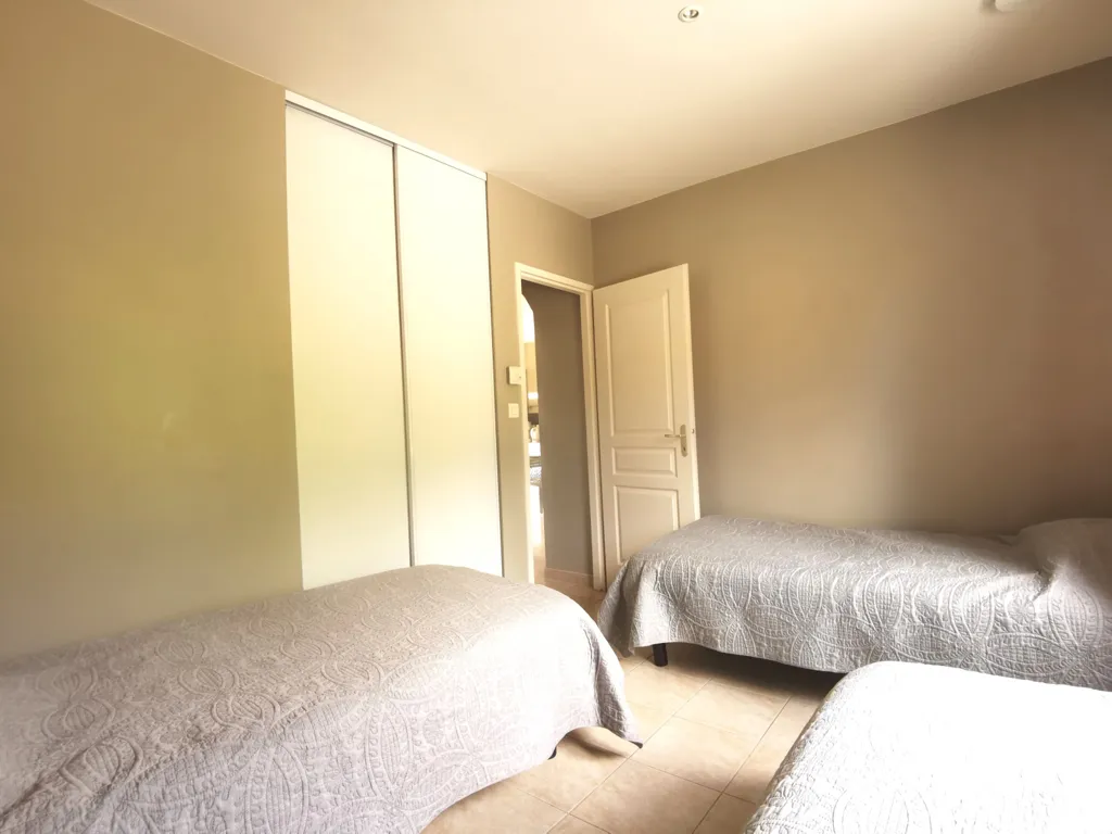 Chambres - Propriété avec 4 Gîtes et Piscine à Béziers