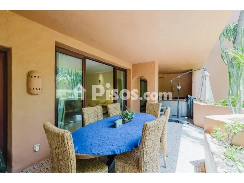 Terrass - Luxury Apartment with Jacuzzi Terrace in Estepona