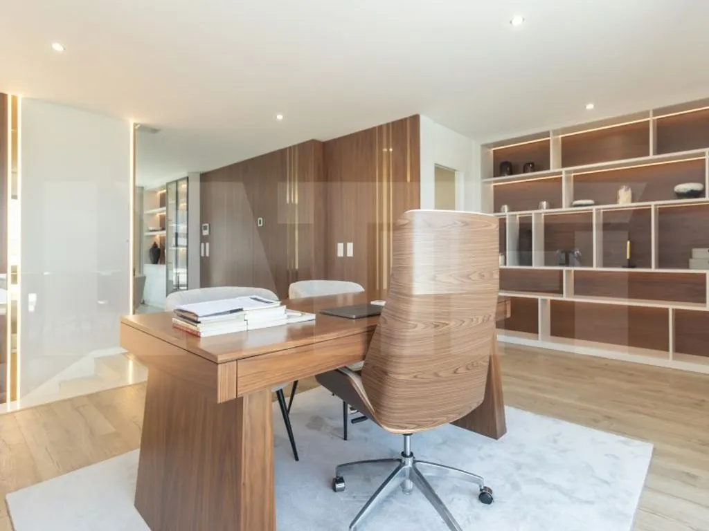 Kabinet - Luxury Duplex with Private Parking in Montijo