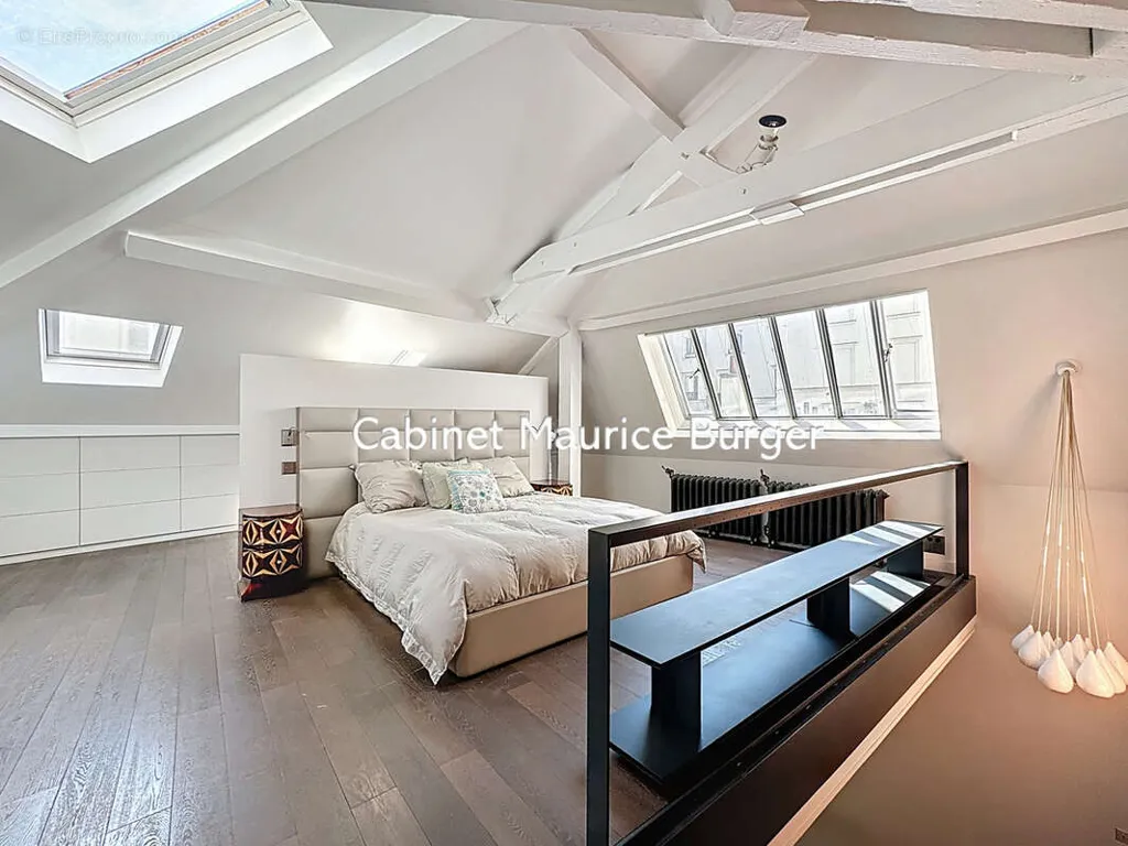 Magamistoad - Architectural Loft in 2nd Arrondissement, Paris