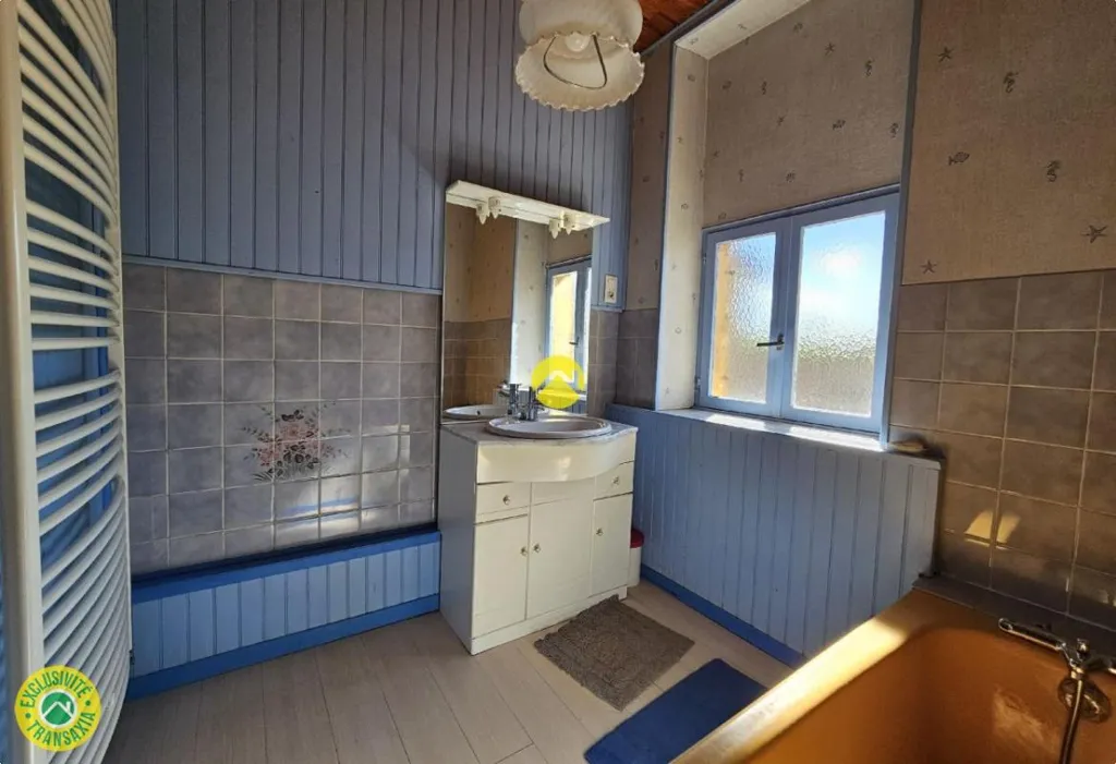 Badezimmer - Character House with Garden in Cosne d'Allier