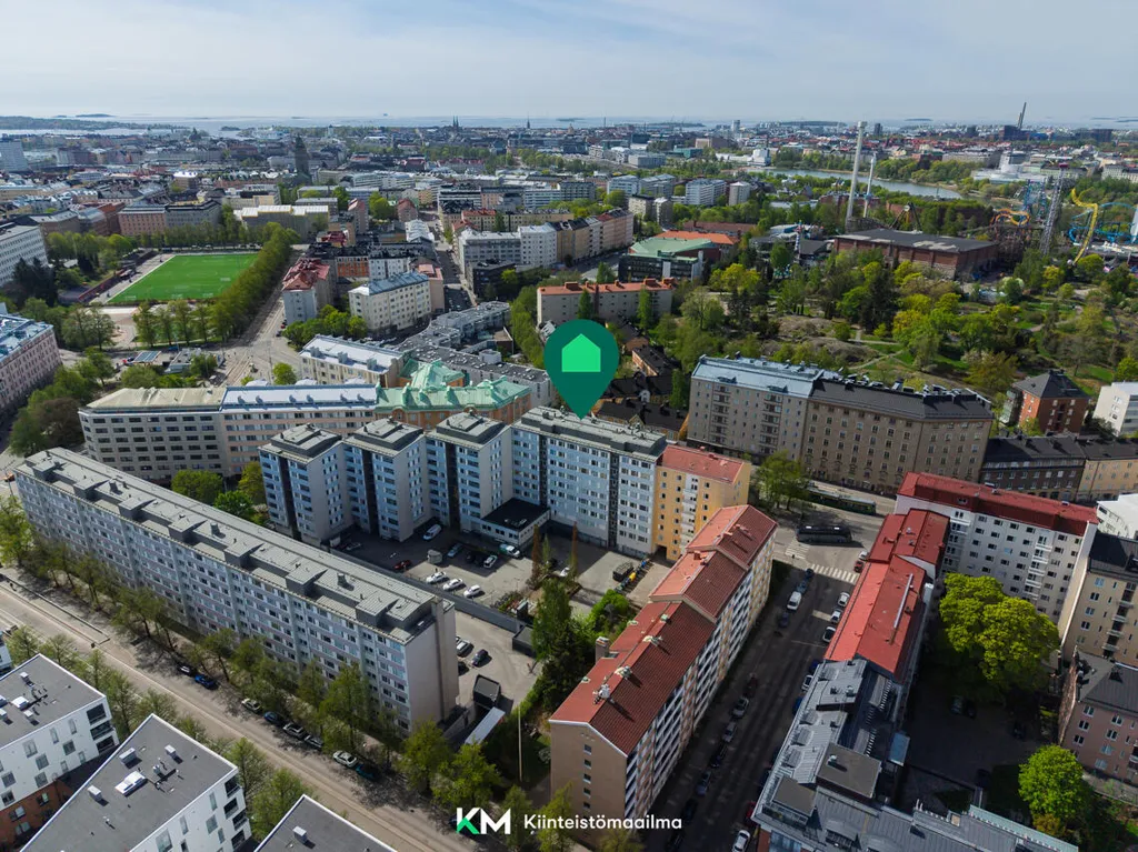 Õhuvaade - Modernised Flat with Views in Alppila