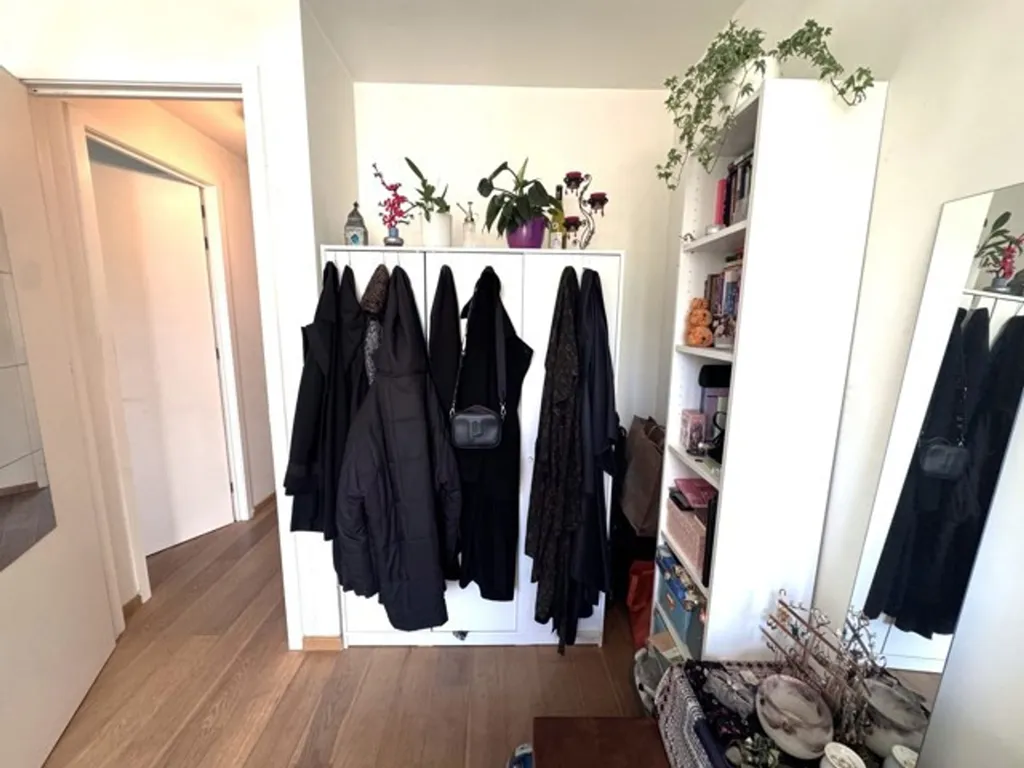 Stanze - 3-Bedroom Apartment with Terrace in Ixelles