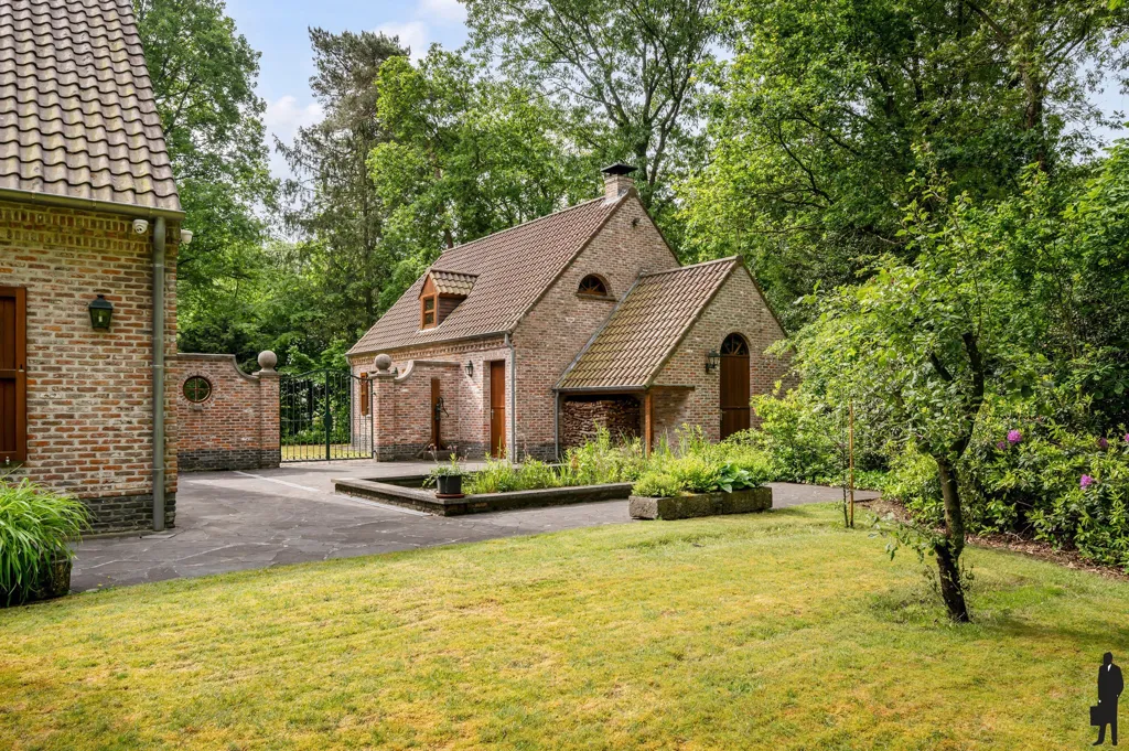 Garden - Country Villa with Terrace and Garden