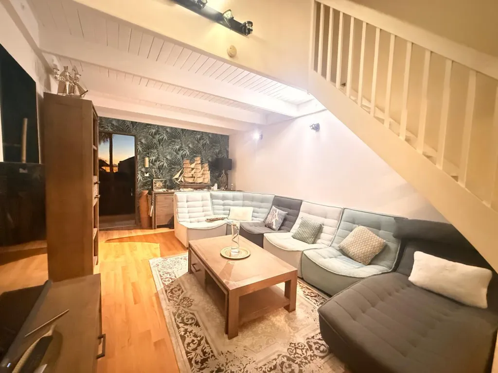Soggiorno - Duplex with Varangue in Saint-Gilles-les-Bains