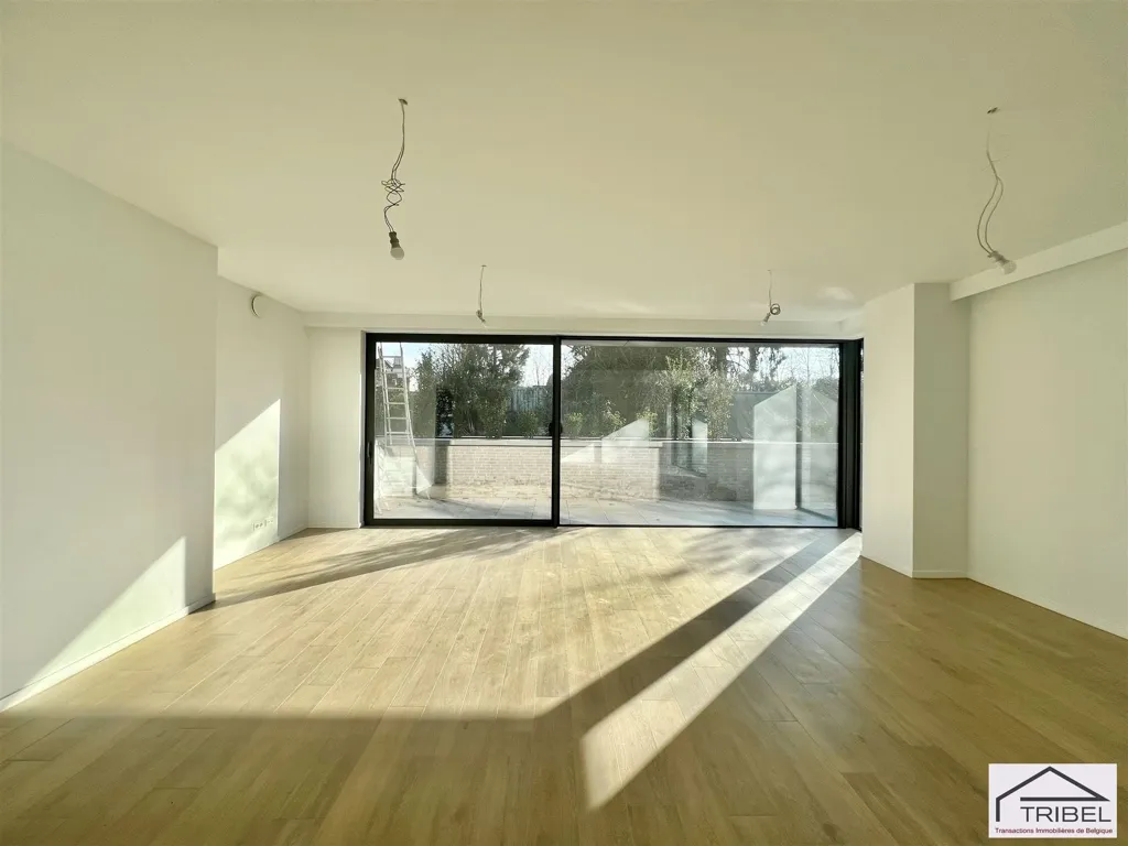 Elutuba - New Penthouse with Terrace in Uccle