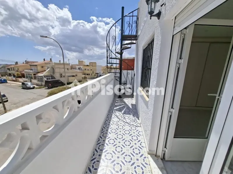 Balcony - Terraced House with Pool in La Marina