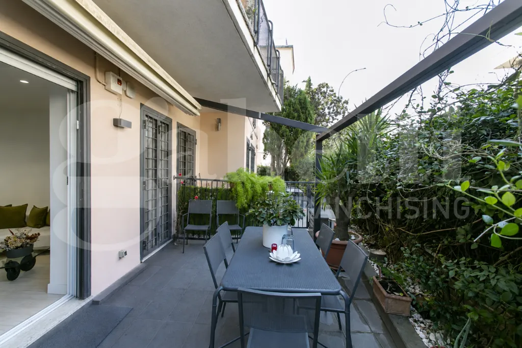 Terrazza - Appartamento ristrutturato con box auto a Ponte Milvio, Roma