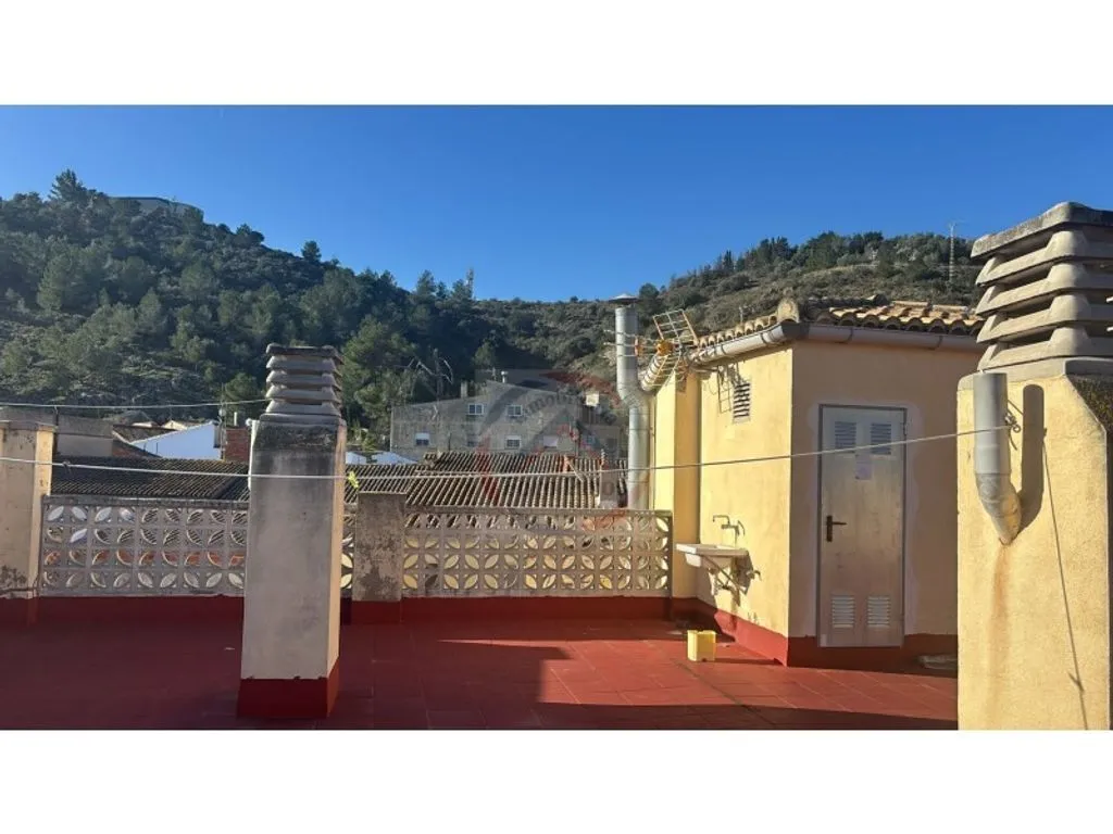 Operational Elderly Care Villa near Xàtiva