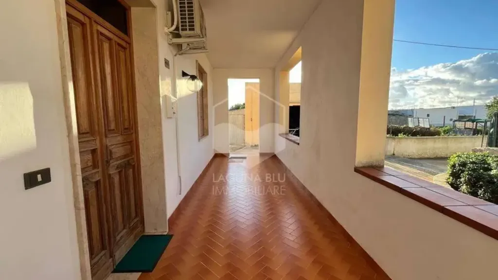 Hallway - Independent House with Veranda in Marsala