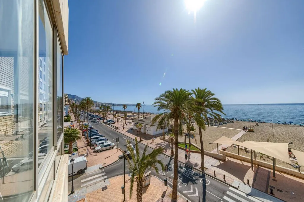 Rõdu - Beachfront Flat with Sea View in Fuengirola