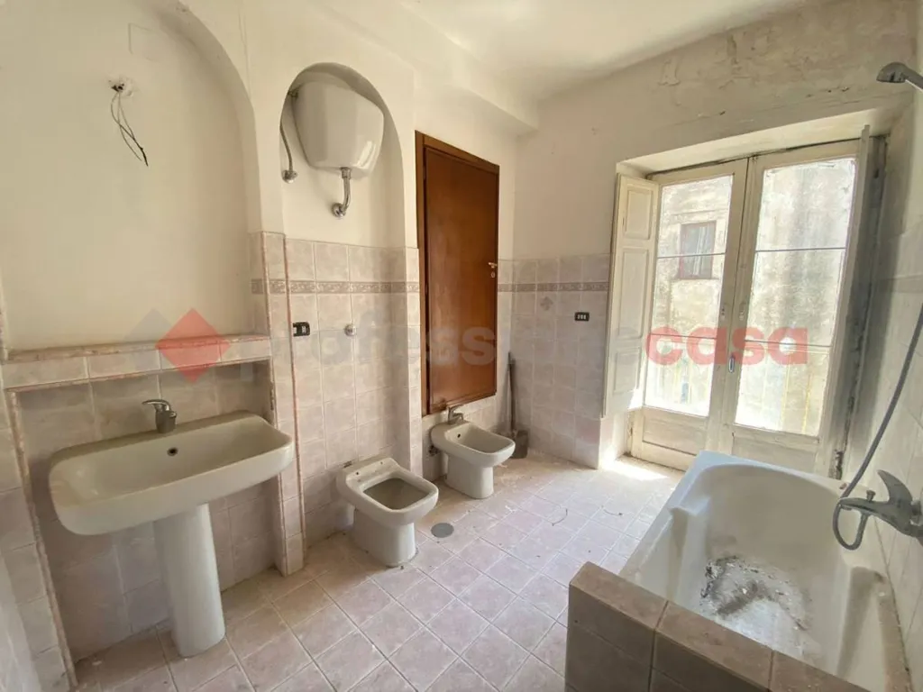 Salles de bain - Apartment with Balcony in Carinola