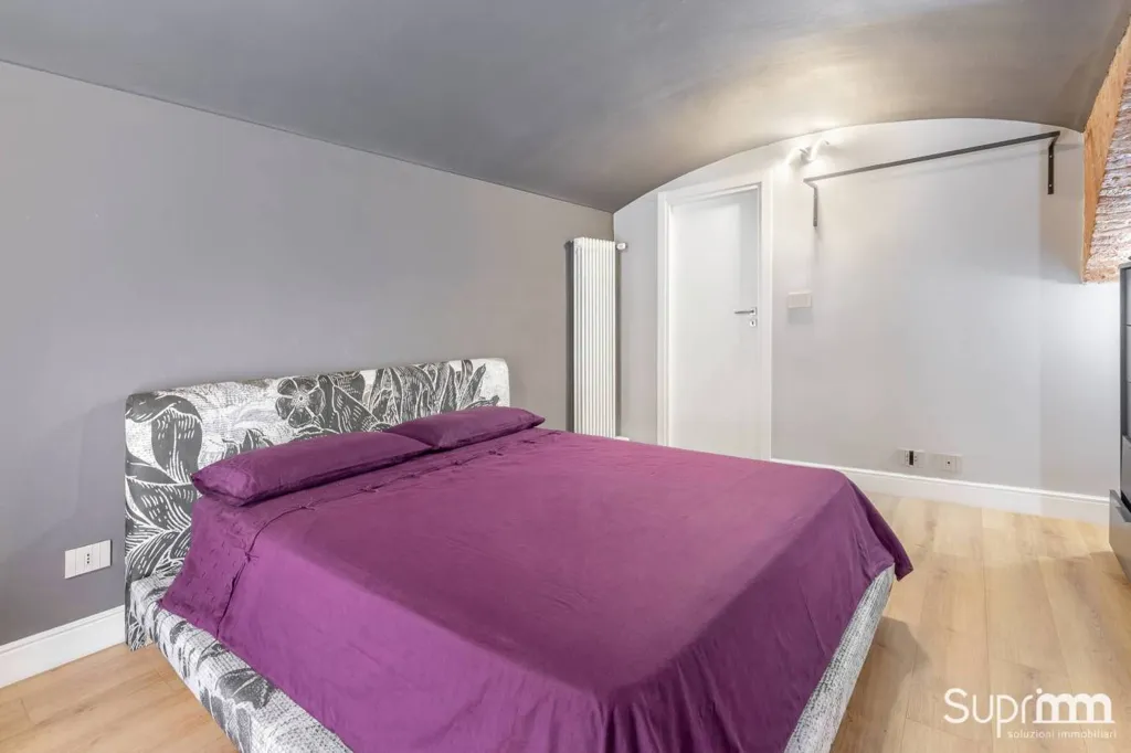 Chambres - Restored Apartment with Private Courtyard in Turin