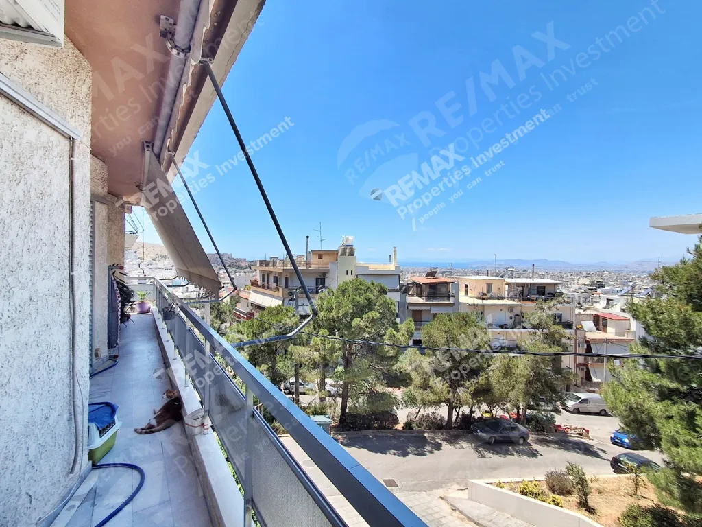Balcone - Apartment with Panoramic View in Vironas