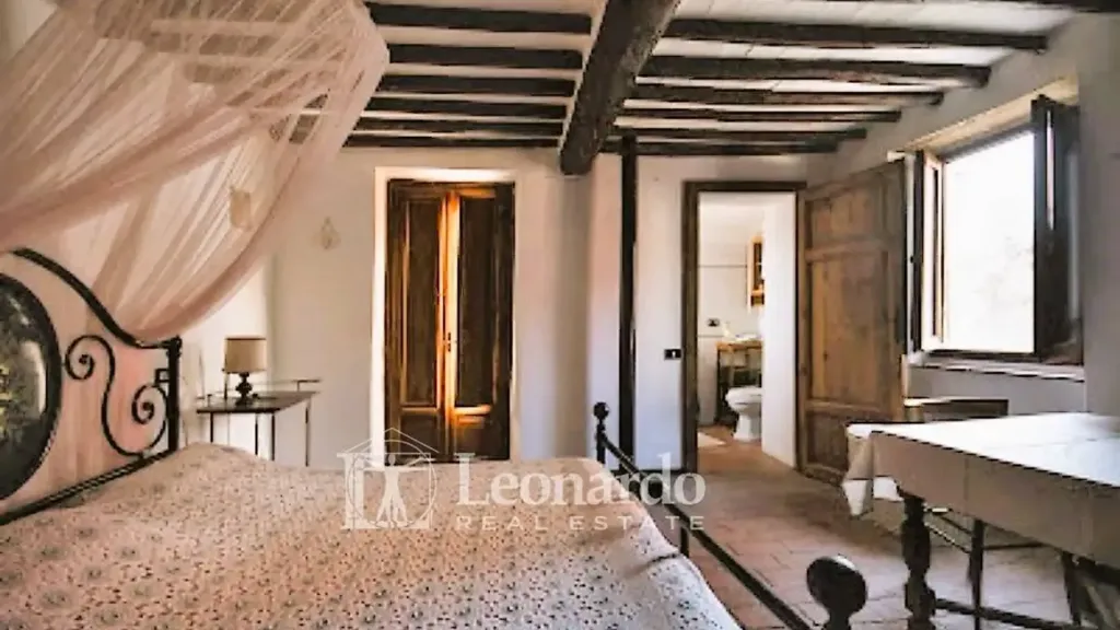 Bedrooms - Rustic Terraced House with Sea View in Massarosa