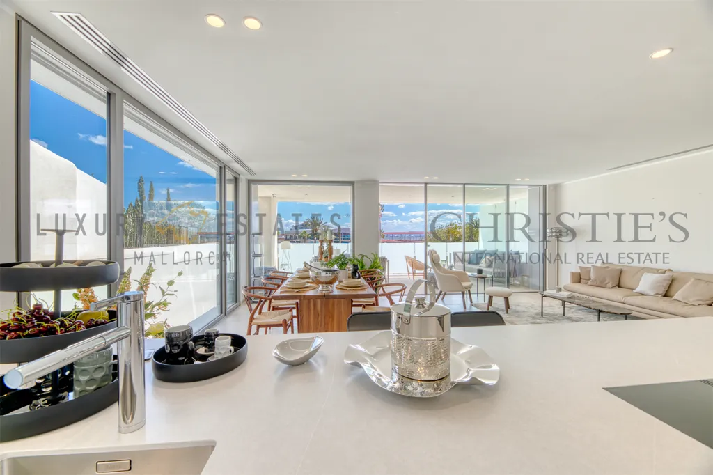 Cuisine - Luxury Duplex Penthouse with Pool at Palma Harbor