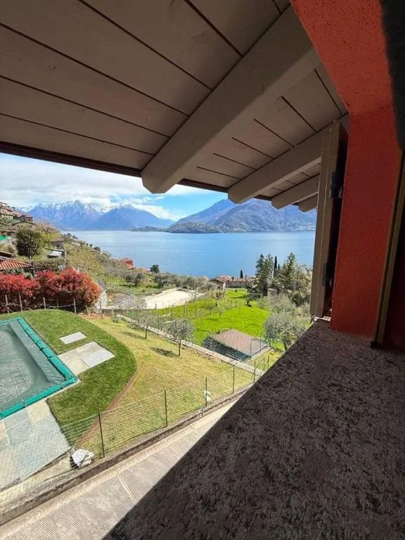 Terrass - Luxury Apartment with Lake View in Musso