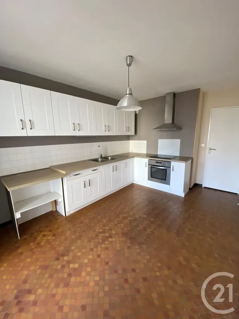 Cuisine - Appartement F4 avec Balcon et Parking à Olivet