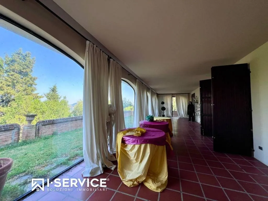 Terrazza - Luxury Villa with Pool in Cesena
