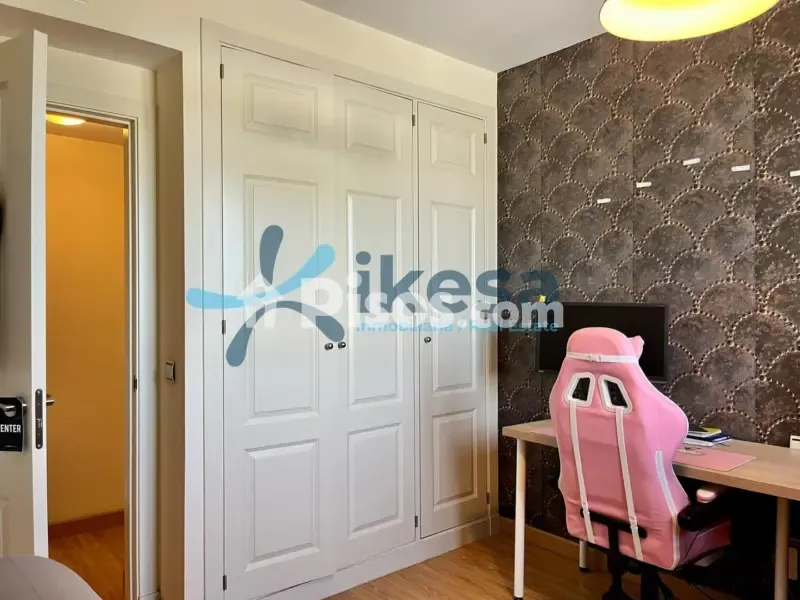 Magamistoad - Apartment with Pool in Valparaíso Urbanisation