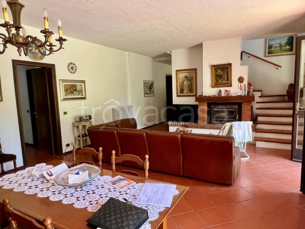 Salle à manger - Villa with Private Garden in Sommariva Perno