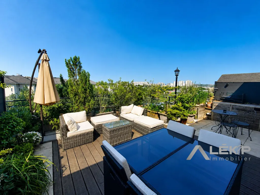 Terrasse - Penthouse avec terrasse à Créteil