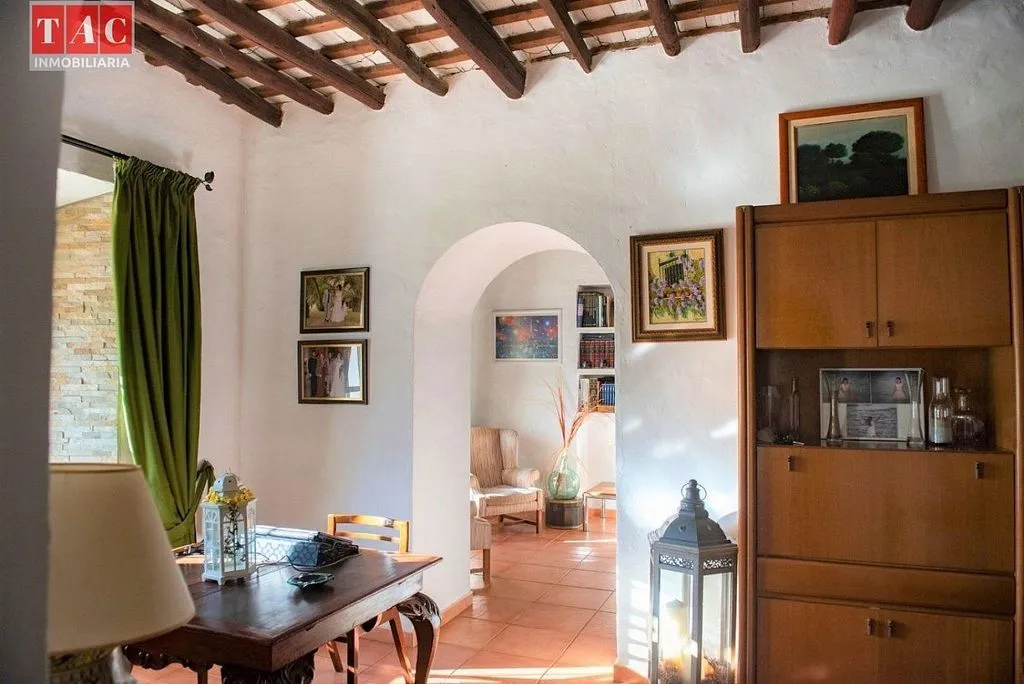 Dining Room - Luxury Farmhouse with Pool in Ayamonte