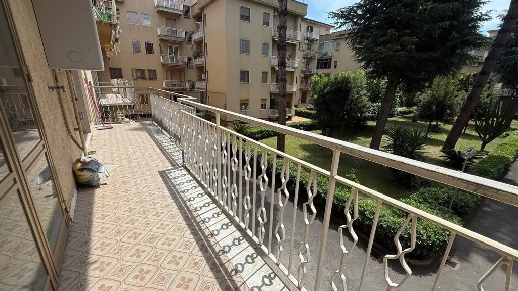 Rõdu - Apartment with Parking in Caserta