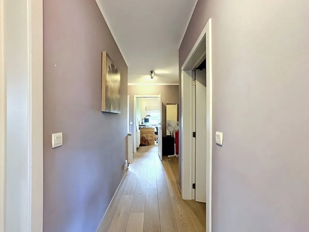 Hallway - Duplex with Garden in Monstreux