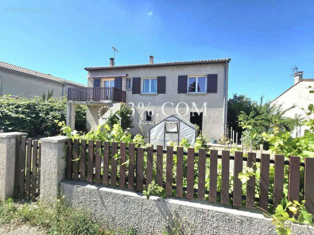 Extérieur - Maison avec Jardin et Garage à Valence