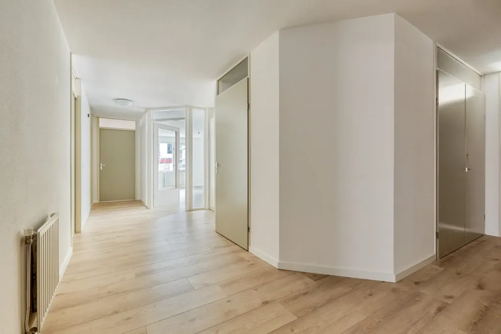 Entrée - Galerij Flat with Balcony in Hulst Centre