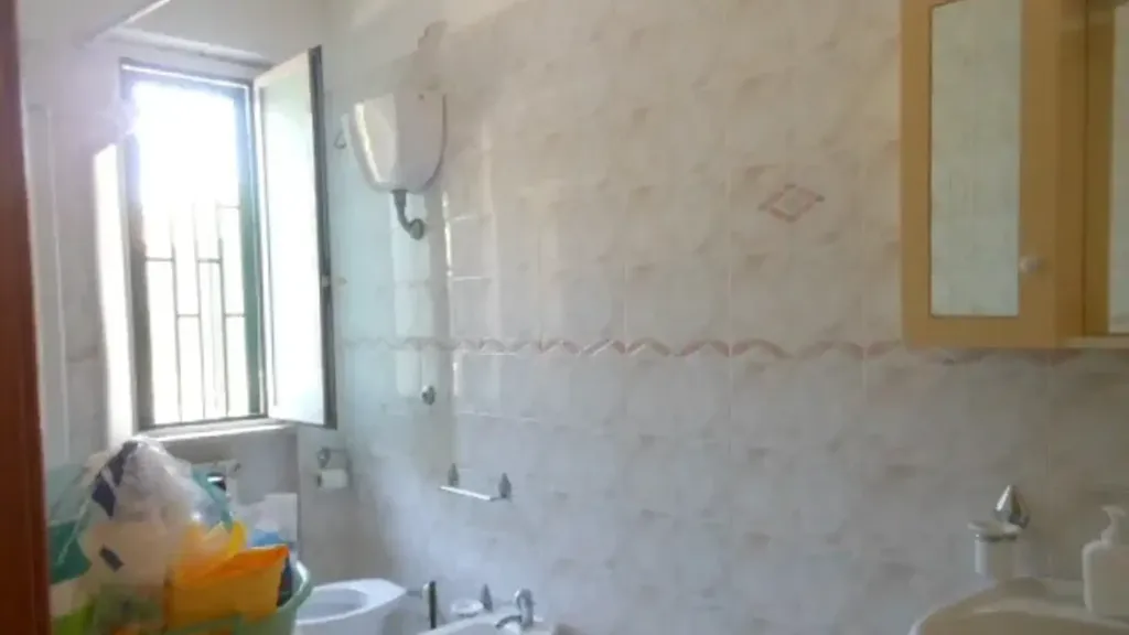 Salles de bain - Semi-detached Villa in Private Park, Taverna Zarone