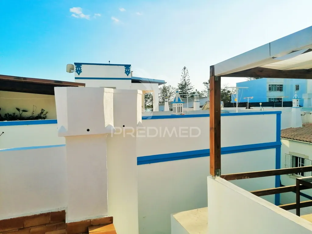 Terrass - Remodelled House with Two Apartments in Olhão