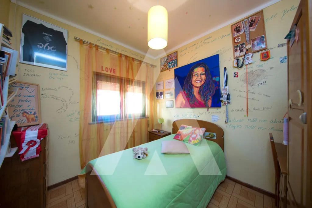 Magamistoad - House with Commercial Space in Figueiró do Campo