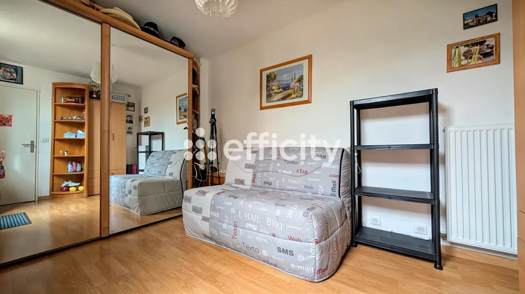 Camere da letto - Spacious 3-Bed Flat with Terrace in Lognes