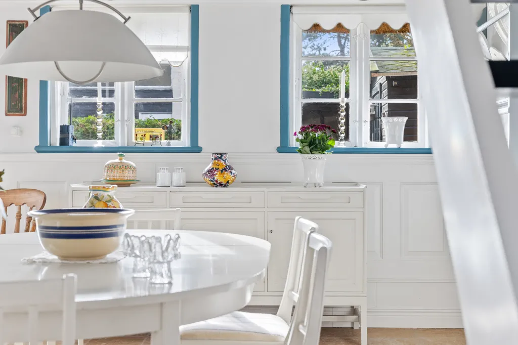 Salle à manger - Historic Timber-Frame House with Water View in Nyborg