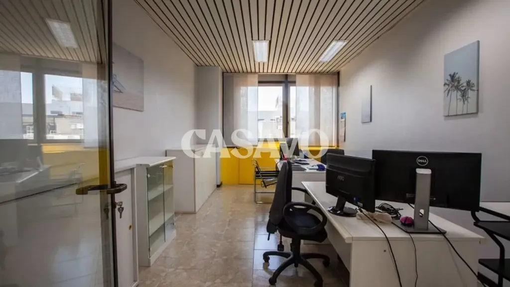 Kabinet - Dual-Use Apartment with Panoramic Terrace in Milan