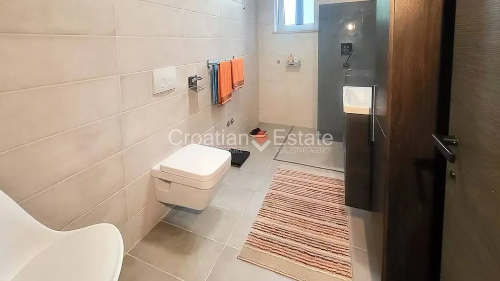 Vannitoad - Sea View House with Pool in Postira, Brač