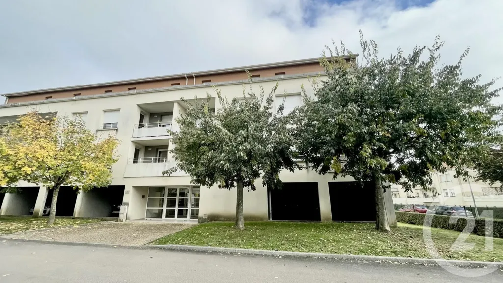 Välivaade - T2 Apartment with Balcony in Treissac