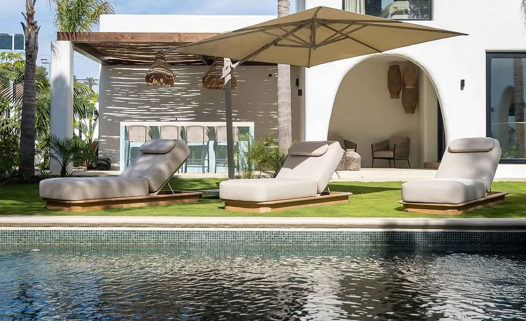 Bassein - Renovated Villa with Pool in Guadalmina