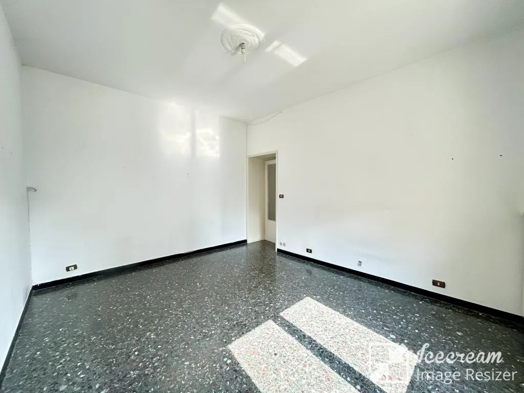Pièces - Spacious Apartment with Balcony in Acqui Terme