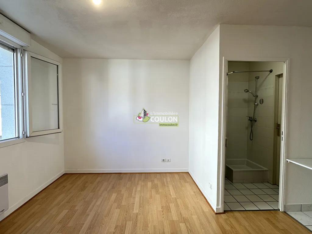 Toad - 1-Bedroom Flat with Garage in Quiet Building