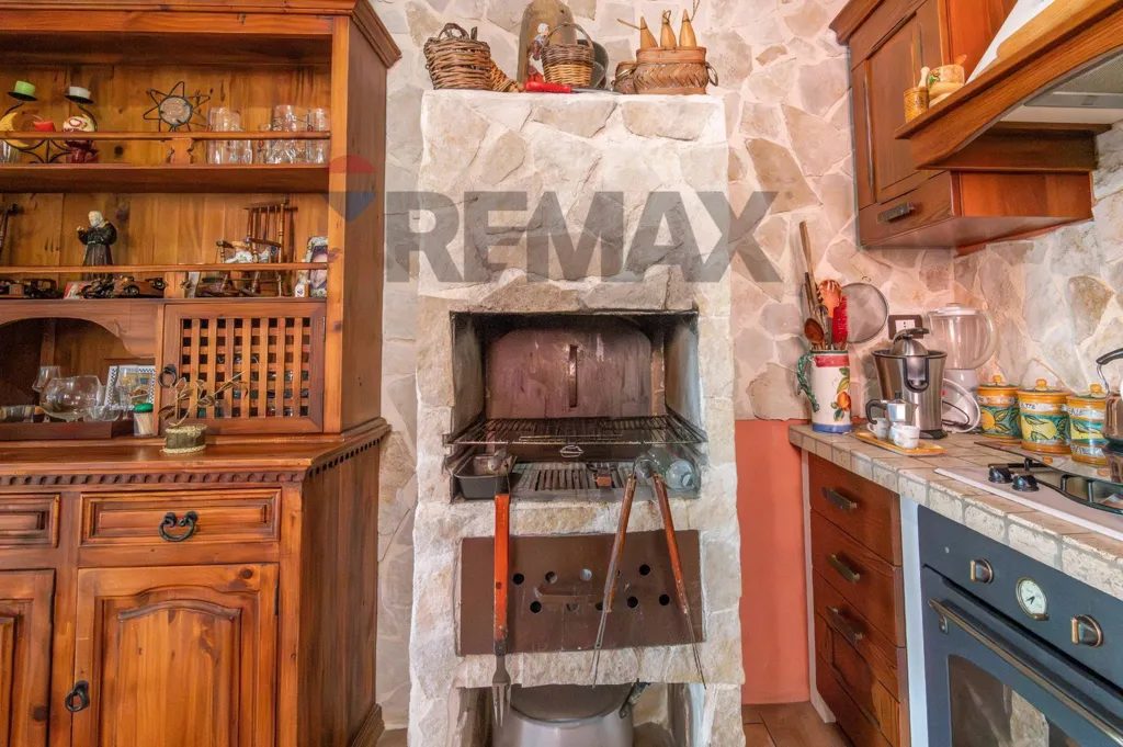 Cuisine - Rearranged Villa with Garden in Avola